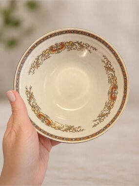 Vintage Maddock England Embassy Kingsley Bowls Set of 4